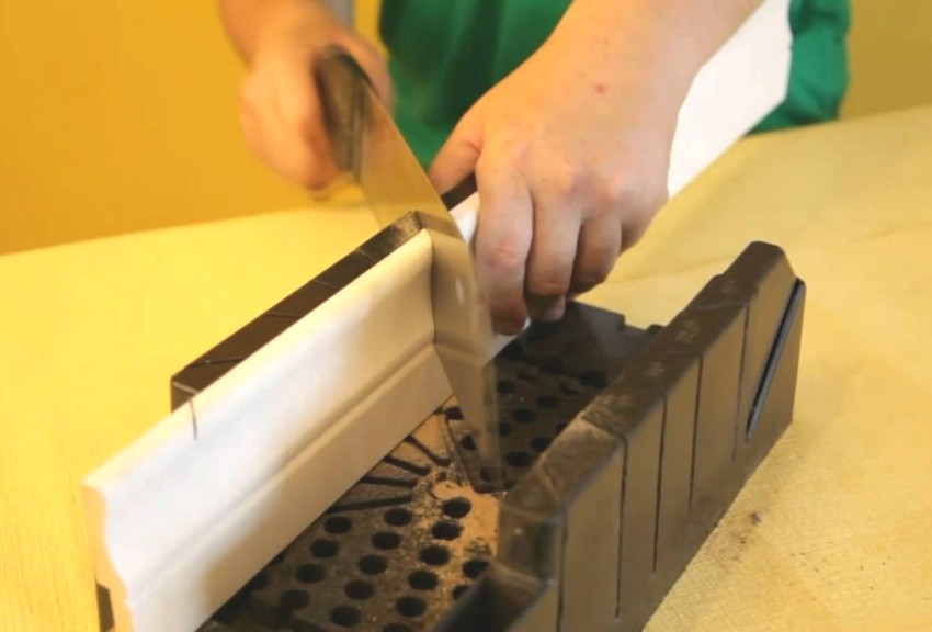 Skjæring av fileter med en gjæreboks Skjæring av fileter med en gjæreboks