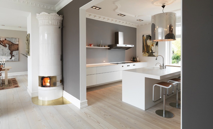 Plint av polyuretan beholder sitt opprinnelige utseende i 20-30 år Plint av polyuretan beholder sitt opprinnelige utseende i 20-30 år