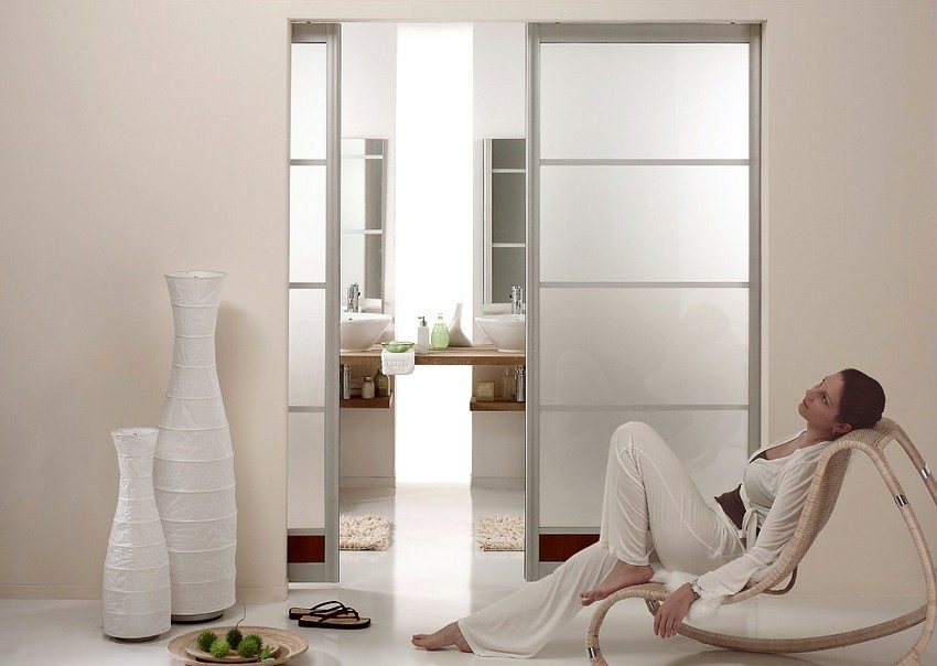 מחיצות פלסטיק נבדלות על ידי מבחר עצום מבחינת העיצוב, המאפשר לבחור מבנה אידיאלי לכל פנים מחיצות פלסטיק נבדלות על ידי מבחר עצום מבחינת העיצוב, המאפשר לבחור מבנה אידיאלי לכל פנים