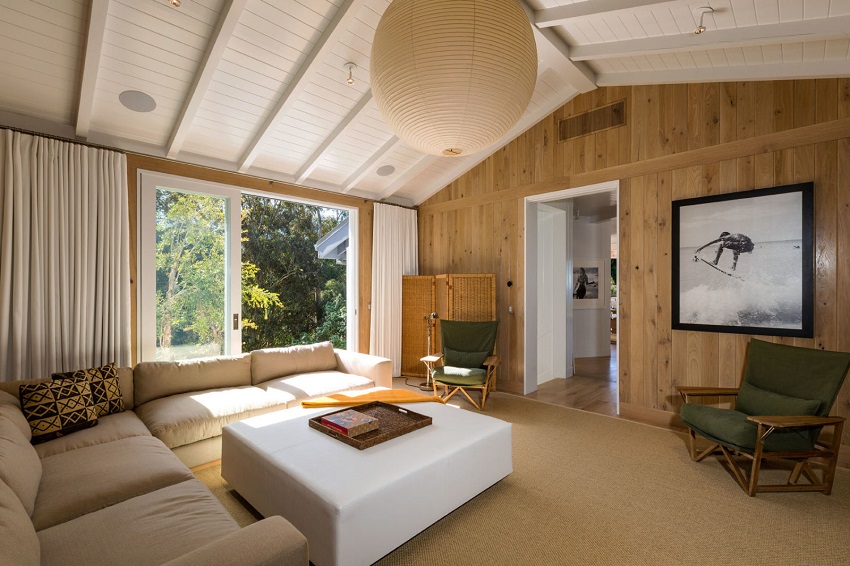 Dekoracja ścienna wewnątrz domu z paneli SIP z klapą Dekoracja ścienna wewnątrz domu z paneli SIP z klapą