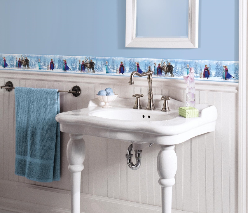 ขอบเทปแบ่งผนังออกเป็นสองส่วนด้วยสายตา ขอบเทปแบ่งผนังออกเป็นสองส่วนด้วยสายตา