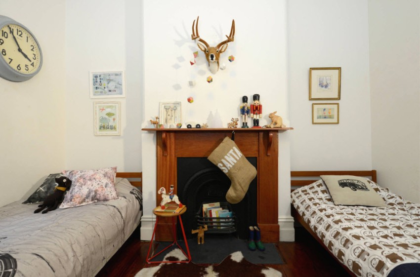 For et barnehage er det bedre å velge møbler laget av naturlig tre For et barnehage er det bedre å velge møbler laget av naturlig tre