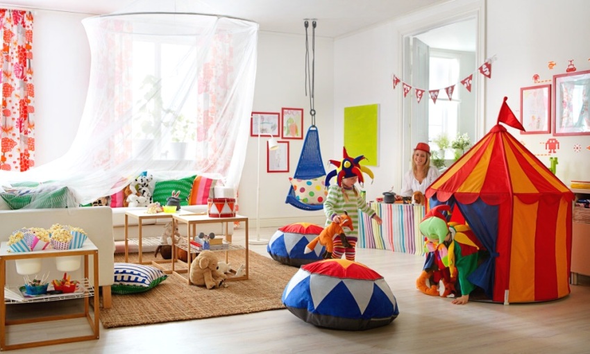 Det er ønskelig at rommet har nok plass til utespill Det er ønskelig at rommet har nok plass til utespill