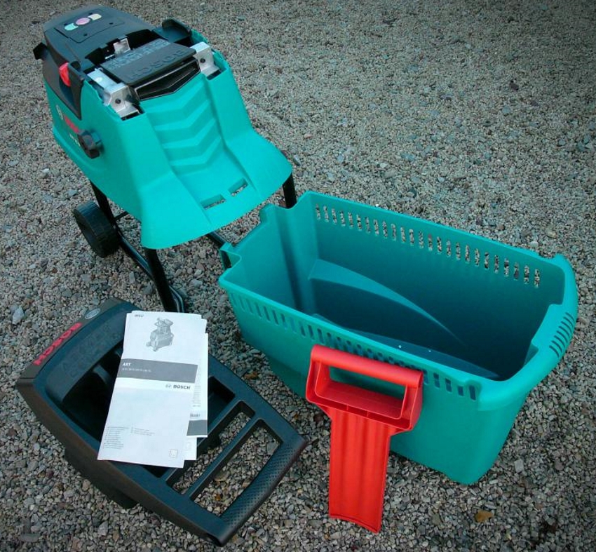 Tocătoarele BOSCH sunt ușor de demontat și curățat Tocătoarele BOSCH sunt ușor de demontat și curățat