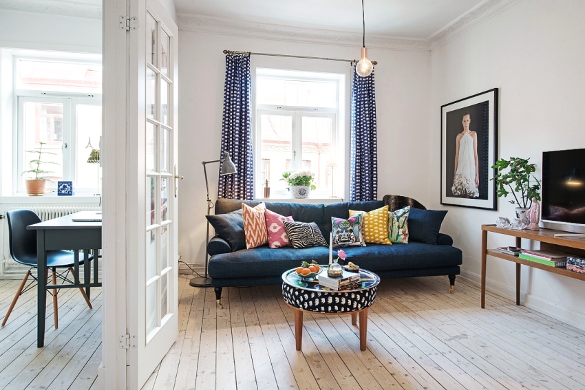 Ľahký mobilný nábytok je možné premiestniť kamkoľvek v miestnosti Ľahký mobilný nábytok je možné premiestniť kamkoľvek v miestnosti