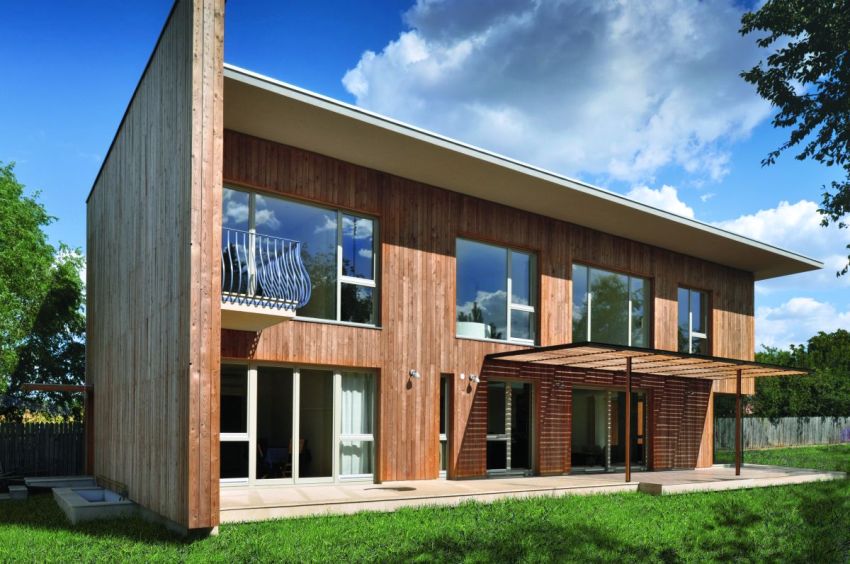 Nowoczesny dom piętrowy zbudowany z drewna Nowoczesny dom piętrowy zbudowany z drewna