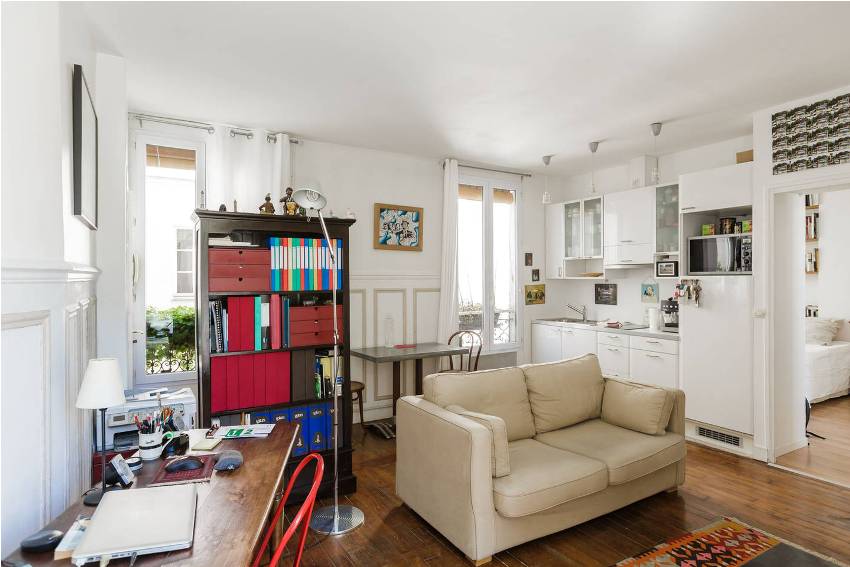 Fasada kuchni jest pomalowana tak, aby pasowała do ścian Fasada kuchni jest pomalowana tak, aby pasowała do ścian