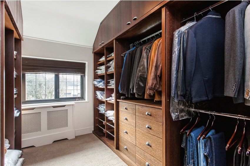 Garderoba z szafami dwustronnymi Garderoba z szafami dwustronnymi