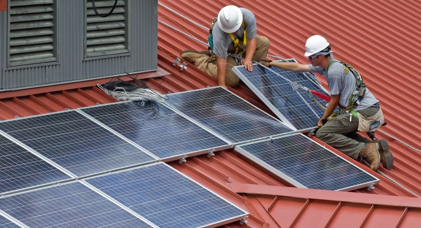 Các tấm pin mặt trời là một nguồn điện thay thế Các tấm pin mặt trời cho gia đình: chi phí của bộ và tính khả thi của việc lắp đặt