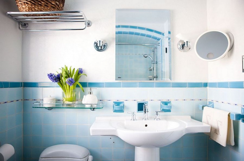 Τα πλακάκια με ελαφριές αποχρώσεις είναι πιο κατάλληλα για φινίρισμα μικρών χώρων Τα πλακάκια με ελαφριές αποχρώσεις είναι πιο κατάλληλα για φινίρισμα μικρών χώρων