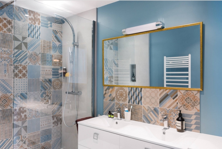 Χρησιμοποιώντας την ηλεκτρονική υπηρεσία, μπορείτε να υπολογίσετε με ακρίβεια τον απαιτούμενο αριθμό πλακιδίων, ανάλογα με τους συνδυασμούς και τη διάταξη του μοτίβου Χρησιμοποιώντας την online υπηρεσία, μπορείτε να υπολογίσετε με ακρίβεια τον αριθμό των απαιτούμενων πλακιδίων, ανάλογα με τους συνδυασμούς και τη διάταξη του μοτίβου