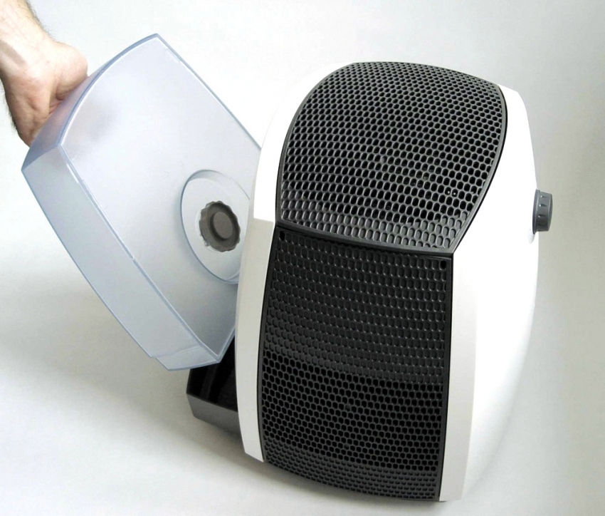 Модел на йонизатор Air-O-Swiss 2055D има допълнителна функция за овлажняване и ароматизиране на въздуха Модел на йонизатор Air-O-Swiss 2055D има допълнителна функция за овлажняване и ароматизиране на въздуха