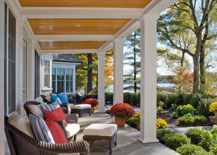 המרפסת יכולה לקשט את החזית הראשית של הבניין ולהיות משולבת עם המרפסת המרפסת יכולה לקשט את החזית הראשית של הבניין ולהיות משולבת עם המרפסת