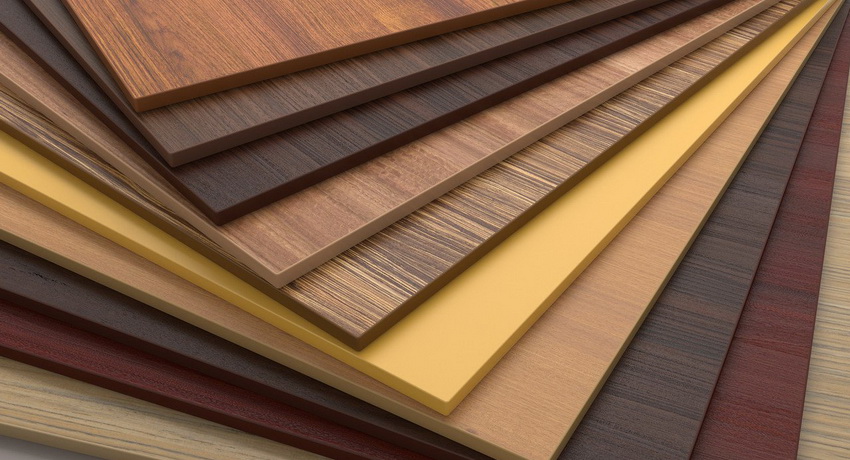L’aglomerat és un aglomerat amb un revestiment decoratiu Taulers d’aglomerat: què és? Característiques, avantatges, visió general dels fabricants