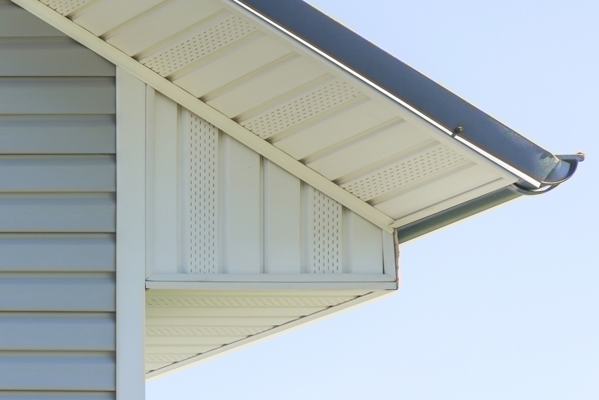 Prisen for spotlights er i området fra 280 til 1100 rubler pr. Løbende meter Prisen for spotlights er i området fra 280 til 1100 rubler pr. Løbende meter