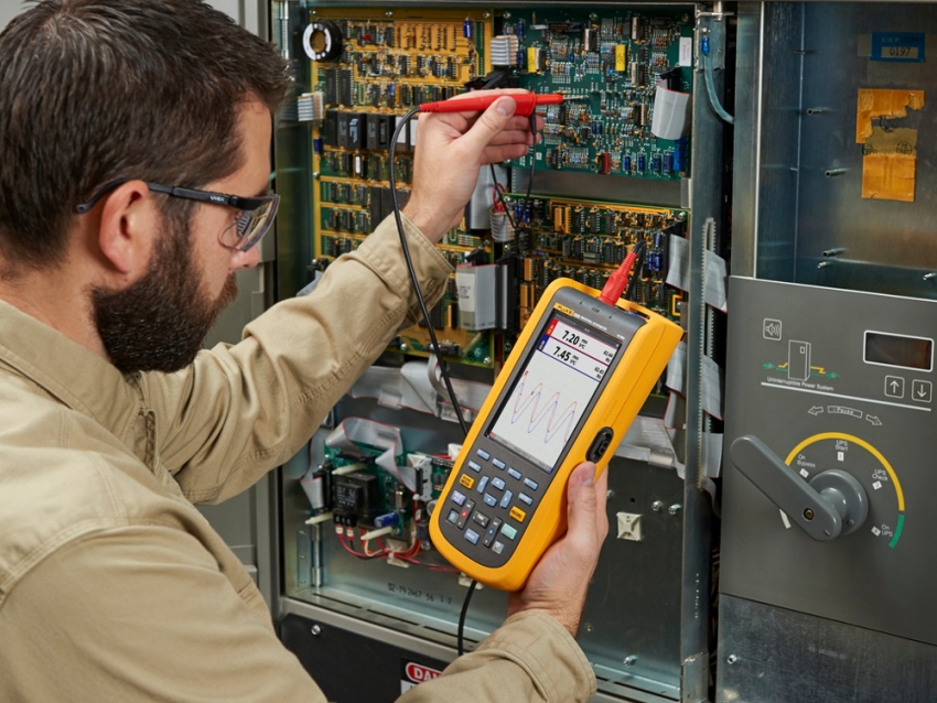 אם הקוטביות שגויה, שום דבר לא יקרה, אבל לפני התוצאה התצוגה תראה - אם הקוטביות שגויה, שום דבר לא יקרה, אבל לפני התוצאה התצוגה תראה -