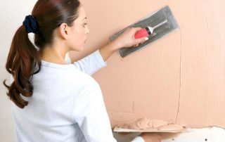 Farba strukturalna do ścian i cechy jej zastosowania