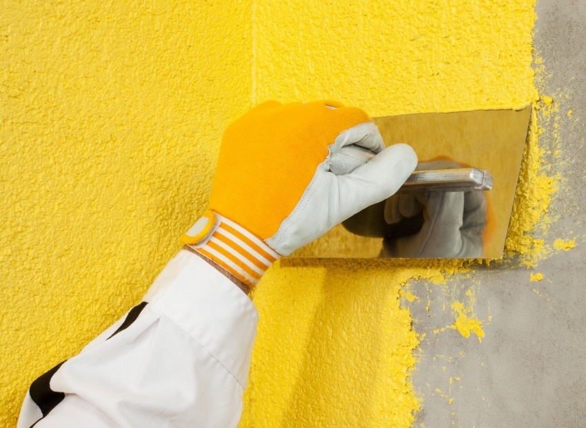 דוגמה למריחת הרכב צבע יבש על קיר בתוספת חלקיקי פולימר גדולים דוגמה למריחת הרכב צבע יבש על קיר בתוספת חלקיקי פולימר גדולים