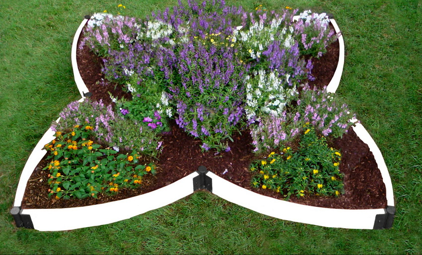 With the help of plastic fences, you can create flower beds with an unusual design With the help of plastic fences, you can create flower beds with an unusual design