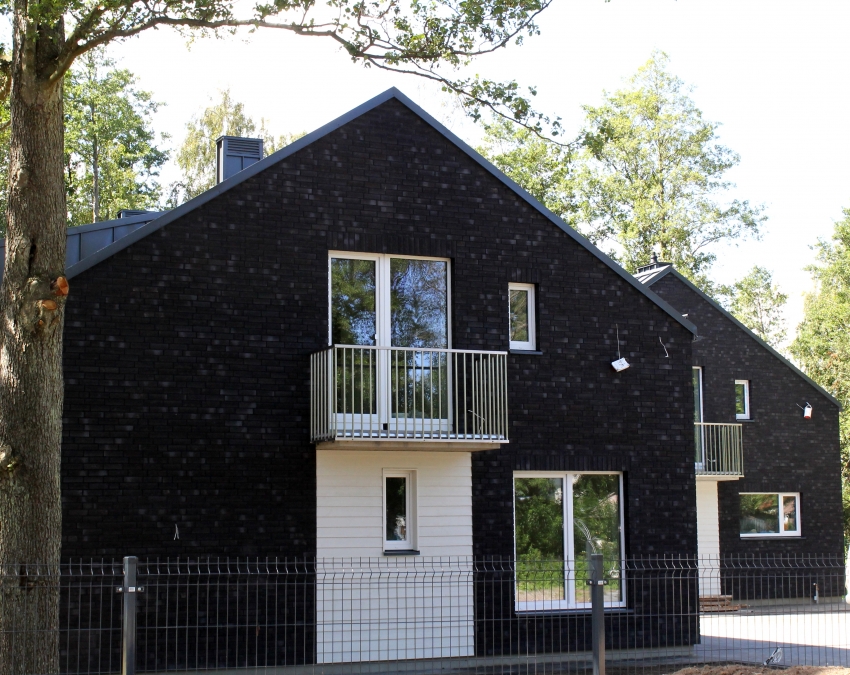 Koszt płytek klinkierowych zależy od kraju produkcji i technologii wytwarzania Koszt płytek klinkierowych zależy od kraju produkcji i technologii wytwarzania