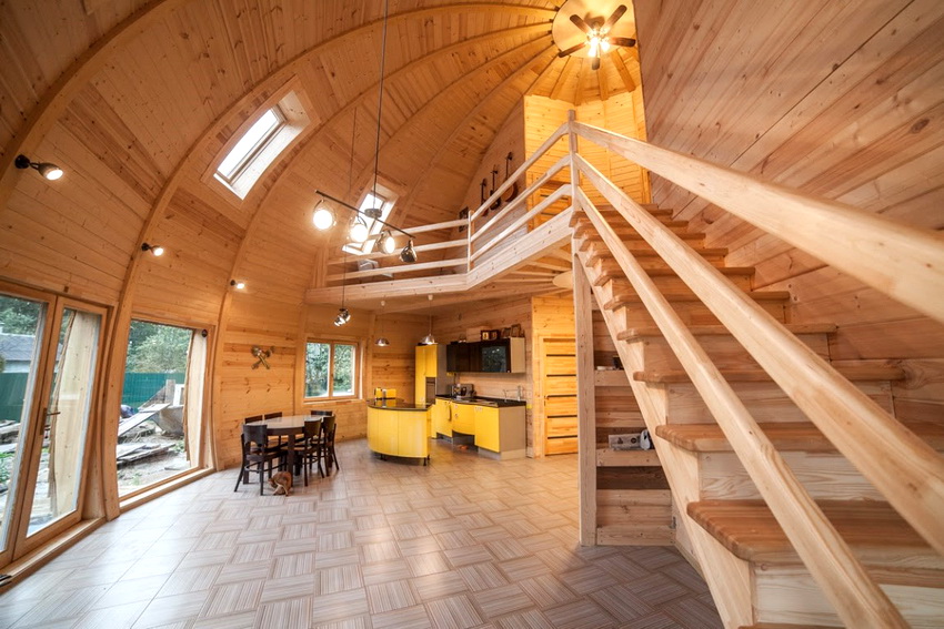 Upang lumikha ng isang maayos na kapaligiran sa isang spherical na bahay, mas mahusay na gumamit ng maraming mga mapagkukunan ng ilaw. Upang lumikha ng isang maayos na kapaligiran sa isang spherical na bahay, mas mahusay na gumamit ng maraming mga mapagkukunan ng ilaw.