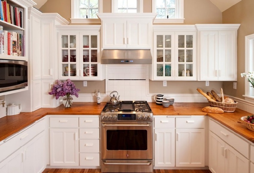 Správne zvolený odsávač pár dokáže vyčistiť vzduch od škodlivých nečistôt a nepríjemného zápachu Správne zvolený odsávač pár dokáže vyčistiť vzduch od škodlivých nečistôt a nepríjemného zápachu