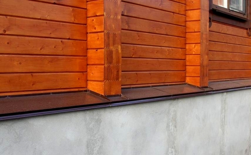 Οι παλίρροιες Ebb για τη βάση μπορούν να κατασκευαστούν ανεξάρτητα ή να αγοραστούν σε κατάστημα υλικού Οι παλίρροιες Ebb για τη βάση μπορούν να κατασκευαστούν ανεξάρτητα ή να αγοραστούν σε κατάστημα υλικού