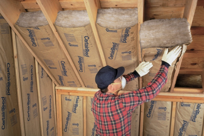 Ang mga materyales para sa pag-init at pagkakabukod ng isang paligo ay napili depende sa uri at laki ng gusali Ang mga materyales para sa pag-init at pagkakabukod ng isang paligo ay napili depende sa uri at laki ng gusali