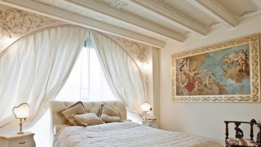 Fresky na tuhom podklade môžu byť zarámované alebo z umelého kameňa v podobe starého muriva Fresky na tuhom podklade môžu byť zarámované alebo z umelého kameňa v podobe starého muriva