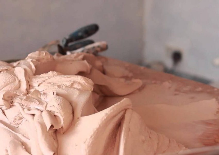 Da bi površina potkornjaka bila postojana i imala prezentativan izgled, potrebno je pravilno umijesiti smjesu za žbuku ili kupiti gotov sastav od proizvođača Da bi površina potkornjaka bila postojana i imala prezentativan izgled, potrebno je pravilno umijesiti smjesu za žbuku ili kupiti gotov sastav od proizvođača