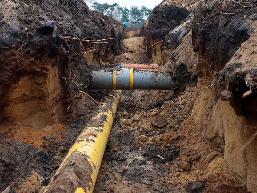 ท่อพีวีซีที่วางใต้ดินไม่กลัวความชื้นศัตรูพืชหรือสภาพอากาศ ท่อพีวีซีที่วางใต้ดินไม่กลัวความชื้นศัตรูพืชหรือสภาพอากาศ