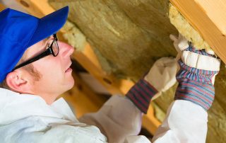 ฉนวนกันความร้อนของห้องใต้หลังคาจากด้านในถ้ามีหลังคาแล้ว: วัสดุและเทคโนโลยี