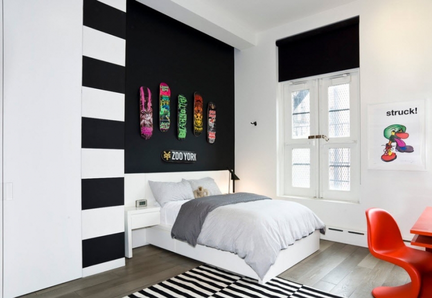 Kinderzimmer können auch in Schwarzweiß dekoriert werden, Sie sollten jedoch bemalte Tapeten und helle Innendetails verwenden. Kinderzimmer können auch in Schwarzweiß dekoriert werden, Sie sollten jedoch bemalte Tapeten und helle Innendetails verwenden.
