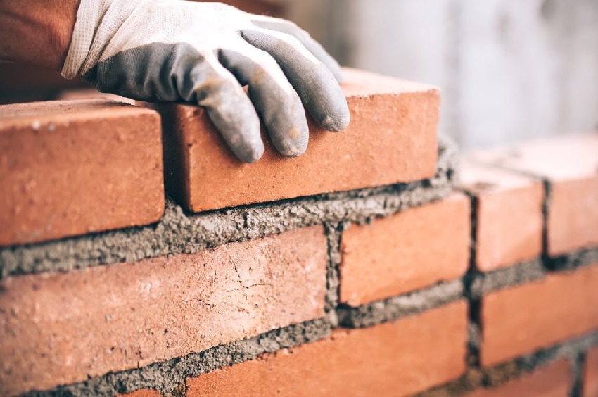 Kredit se daje na rate, što omogućuje fazno plaćanje građevinskih radova Kredit se daje na rate, što omogućuje fazno plaćanje građevinskih radova