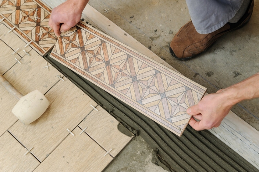 Πριν τοποθετήσετε πλακάκια στο μπάνιο, προσέξτε την ποιότητα της βάσης. Πριν τοποθετήσετε πλακάκια στο μπάνιο, προσέξτε την ποιότητα της βάσης.