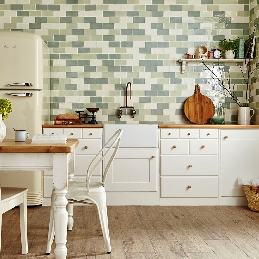 Mielenkiintoinen ratkaisu keraamisten laattojen asettamiseen Mielenkiintoinen ratkaisu keraamisten laattojen asettamiseen