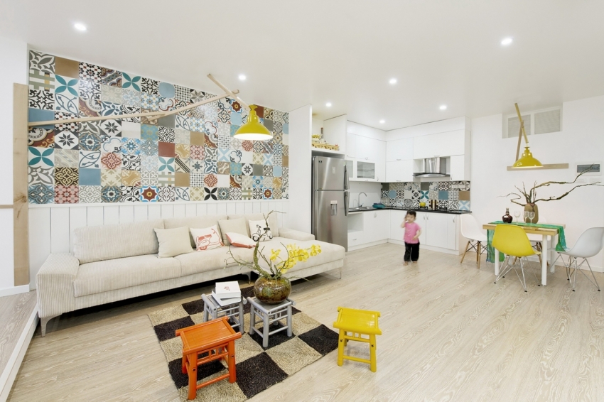 Тапет за пачуърк се препоръчва да се комбинира с платна от бели или пастелни нюанси Тапет за пачуърк се препоръчва да се комбинира с платна от бели или пастелни нюанси