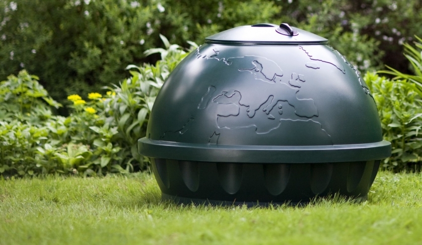 L & amp; T Globe-komposteren har et innebygd ventilasjonssystem for å holde bakterier aktive L & amp; T Globe-komposteren har et innebygd ventilasjonssystem for å holde bakterier aktive