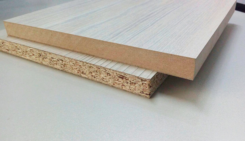 יש לרבד את קצה הלוח שנחתך לחלקים הנדרשים בעזרת סרט מיוחד יש לרבד את קצה הלוח שנחתך לחלקים הנדרשים בעזרת סרט מיוחד