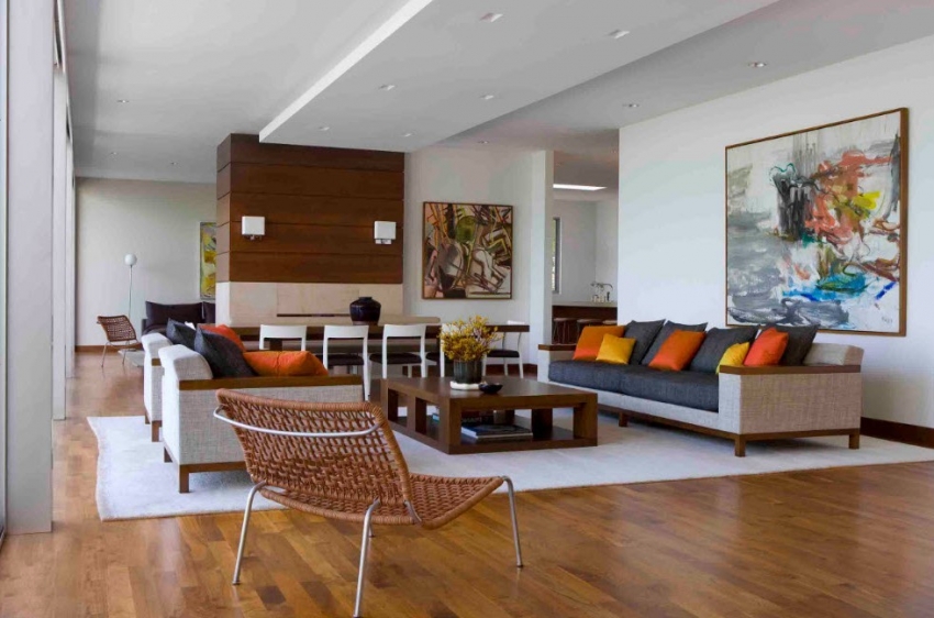 לתקרה המושעה יכול להיות מגוון של חוקה וגיאומטריה לתקרה המושעה יכול להיות מגוון של חוקה וגיאומטריה