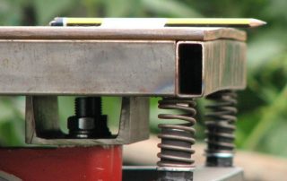 Taula vibrant Fes-ho tu mateix per pavimentar lloses: totes les etapes de disseny i muntatge