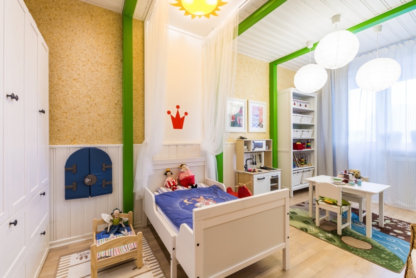 Annak a ténynek köszönhetően, hogy a texturált folyékony tapéta kellemes és puha tapintású, valamint tökéletesen megőrzi a hőt, az ilyen felületet gyakran használják a gyermekszobák díszítésére. Annak a ténynek köszönhetően, hogy a texturált folyékony tapéta kellemes és puha tapintású, valamint tökéletesen megőrzi a hőt, az ilyen felületet gyakran használják a gyermekszobák díszítésére.