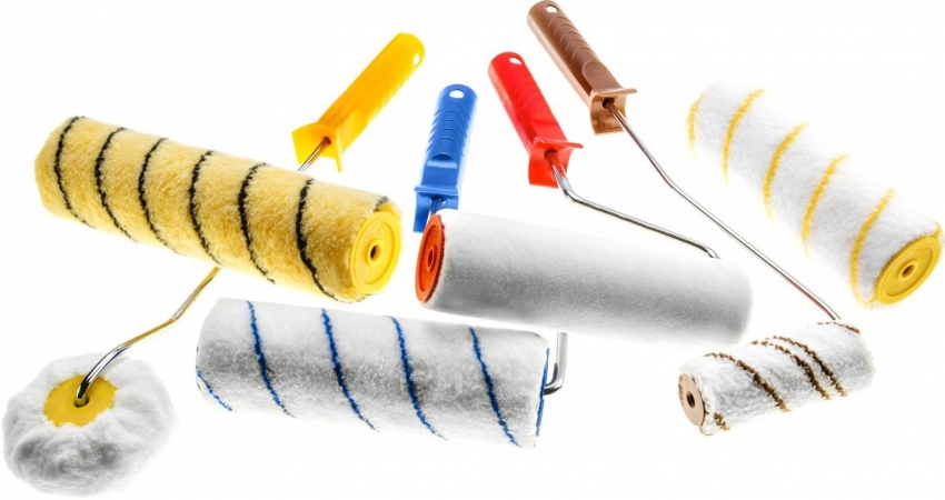 Kích thước và lớp sơn của con lăn sơn phải được lựa chọn dựa trên loại bề mặt cần sơn. Kích thước và lớp sơn của con lăn sơn phải được lựa chọn dựa trên loại bề mặt cần sơn.