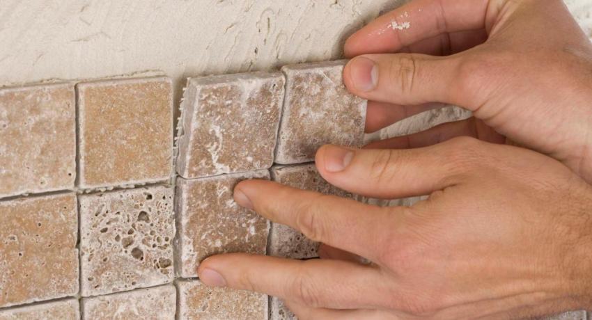 Plăcile autoportante pe perete necesită cunoștințe, abilități și dexteritate speciale Cum să așezați dale pe perete: instrucțiuni pentru lucrări independente