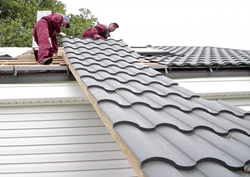 Prilikom postavljanja Monterrey metalnih pločica potrebno je postaviti visokokvalitetnu zvučnu izolaciju Prilikom postavljanja Monterrey metalnih pločica potrebno je postaviti visokokvalitetnu zvučnu izolaciju