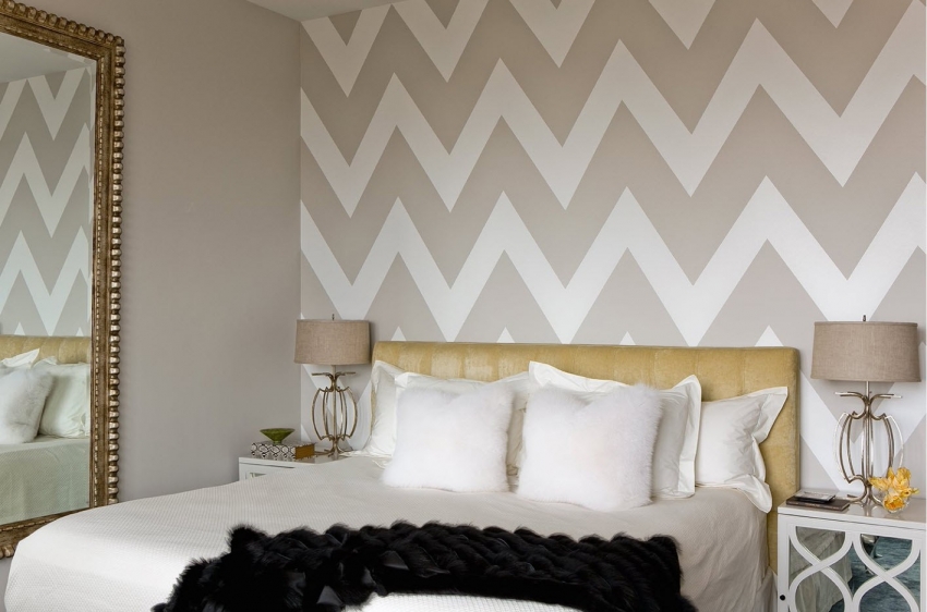 Maraming iba't ibang mga uri ng wallpaper ang maaaring magamit upang maganda ang dekorasyon ng isang silid-tulugan. Maraming iba't ibang mga uri ng wallpaper ang maaaring magamit upang maganda ang dekorasyon ng isang silid-tulugan.