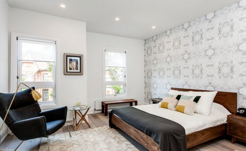 Ang wallpaper ng salamin na tela ay madalas na ginagamit kasama ang iba pang mga pagtatapos. Ang wallpaper ng salamin na tela ay madalas na ginagamit kasama ang iba pang mga pagtatapos.