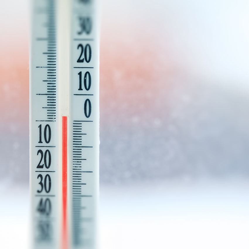 I den kolde årstid er der betydelige temperaturændringer, der kan fremkalde kondens på vinduerne I den kolde årstid er der betydelige temperaturændringer, der kan fremkalde kondens på vinduerne