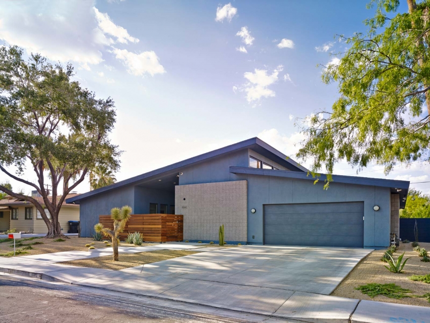 Ang garahe sa gilid ng lupa ay itinuturing na isa sa mga pinaka praktikal at maginhawang pagpipilian para sa paglalagay ng isang silid sa utility para sa isang kotse. Ang garahe sa gilid ng lupa ay itinuturing na isa sa mga pinaka praktikal at maginhawang pagpipilian para sa paglalagay ng isang silid sa utility para sa isang kotse.