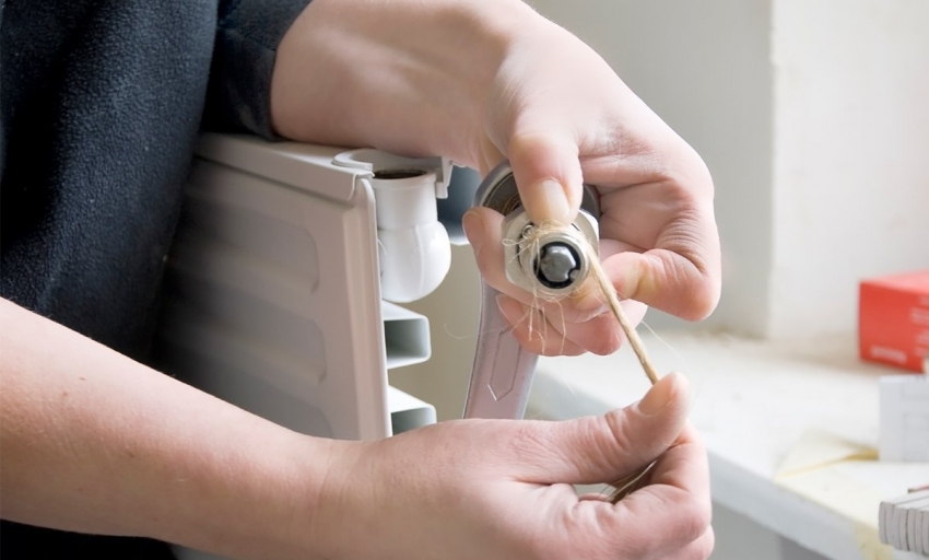 בעת בחירת נוזל קירור גליצרין למערכת החימום, יש צורך להחליף את האטמים בטפלון או בפרוניט. בעת בחירת נוזל קירור גליצרין למערכת החימום, יש צורך להחליף את האטמים בטפלון או בפרוניט.